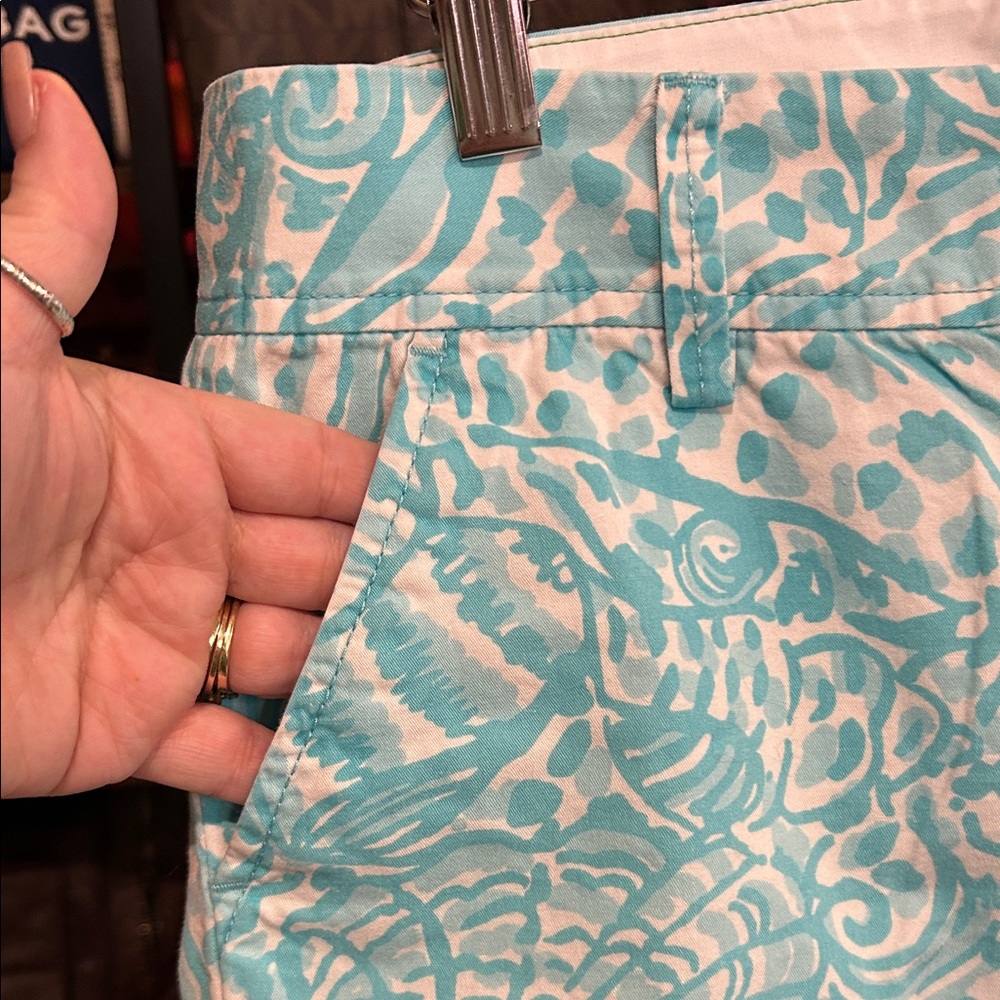 Lilly Pulitzer Aqua and White Patterned Shorts - Picture 4 of 10